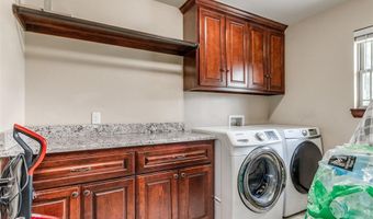 1126 Woodbrook Dr, Purcell, OK 73080