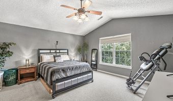 7124 Kimble Dr, Indianapolis, IN 46217