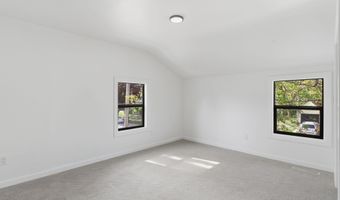 611 3rd St NW, Austin, MN 55912