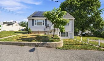 4 Edna St, Johnston, RI 02919