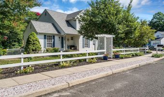 16 Shelli Ter, Barnegat, NJ 08005