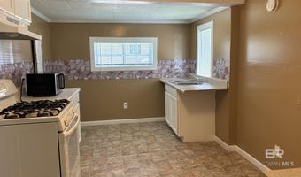 117 Abernathy Ave, Bay Minette, AL 36507