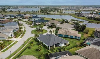 6927 CRESTPOINT Dr, Apollo Beach, FL 33572
