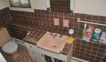 121 Ramsey Pl, Albany, NY 12209
