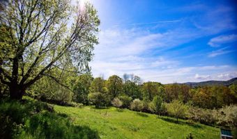 1312 Macintosh Hill Rd, Bethel, VT 05060