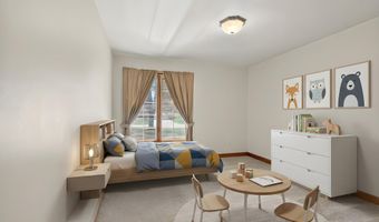 1908 Bent Tree Ct, Auburn, IN 46706