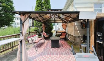 45 Angelico St, Johnston, RI 02919