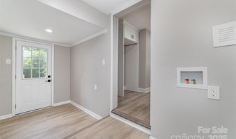 3920 Admiral Ave, Charlotte, NC 28205