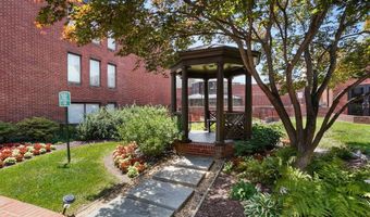 1080 WISCONSIN Ave NW 1004, Washington, DC 20007