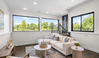 5636 Meadow Ln, Ann Arbor, MI 48105