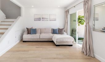 2340 Caringa Way B, Carlsbad, CA 92009