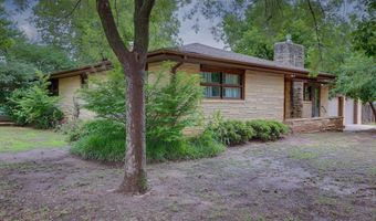 424 W Birch Ave, Arkansas City, KS 67005