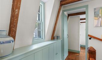 27 William St, Newport, RI 02840