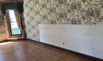 911 Pine St, Atlantic, IA 50022