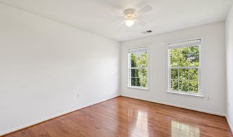 44217 NAVAJO Dr, Ashburn, VA 20147