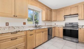 18 JH Dwyer Dr, Middletown, RI 02842