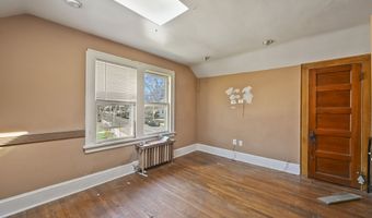533 Wayne St, Bridgeport, CT 06606