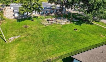 520 E 2nd St, Adrian, MO 64720