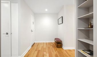 5904 MOUNT EAGLE Dr 108B, Alexandria, VA 22303