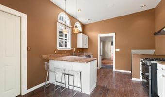 58 G St, Boston, MA 02127
