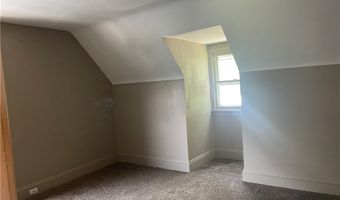 1353 Grant St, Akron, OH 44301