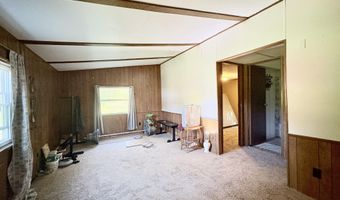 13820 N Adams Rd, Addison, MI 49220