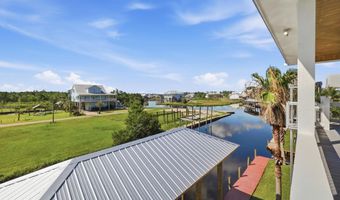 4062 Devon St, Bay St. Louis, MS 39520