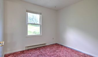 221 Mountain Edge Dr, Beaver, WV 25813