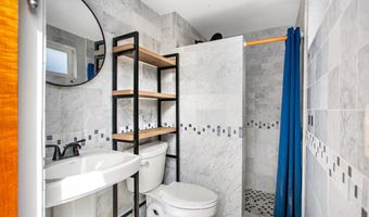 4143 Sunnyhill Dr, Carlsbad, CA 92008