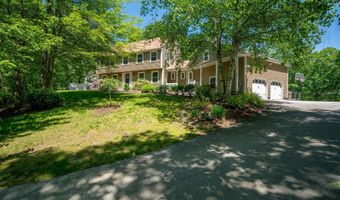 78 Hitching Post Ln, Bedford, NH 03110