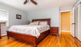 471 N Quidnessett Rd, North Kingstown, RI 02852