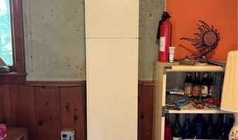 6450 Lake Rd W, Ashtabula, OH 44004