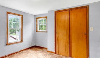 421 W College St, Aurora, MO 65605