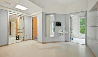 10 Pethaven Ln, Augusta, ME 04330