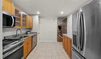 909 S STREEPER St, Baltimore, MD 21224