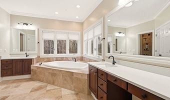 309 High Blf, Aurora, OH 44202