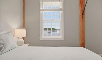 40 Web Ave 11, North Kingstown, RI 02852