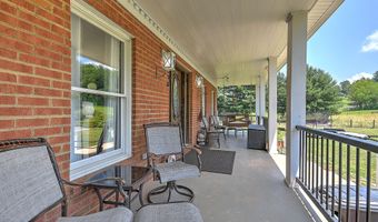 22643 Twin Oaks Rd, Abingdon, VA 24211