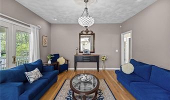 386 Tourtellot Hill Rd, Glocester, RI 02814