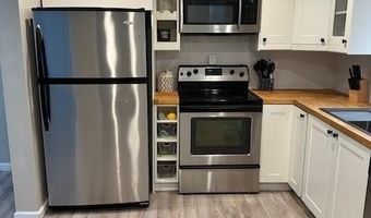 31 Estes Dr, Bella Vista, AR 72715