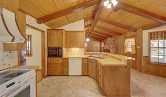 209 E Marfa Ave, Alpine, TX 79830