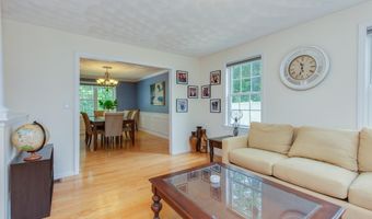 17 Keneson St, Billerica, MA 01821
