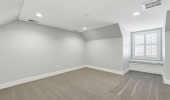 106 S Hermitage Rd, Beaufort, SC 29902