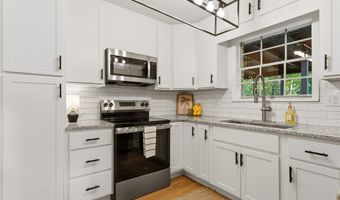 5042 LAPINE Dr, Adamsville, AL 35005