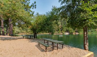 1695 Manzanita Dr, Arnold, CA 95223