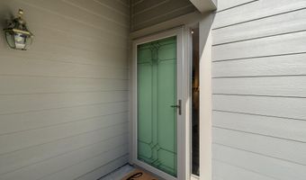 624 Peninsula Ct, Ann Arbor, MI 48105