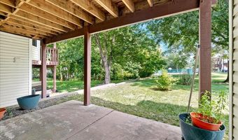 740 Woodside Trails Dr 103, Ballwin, MO 63021