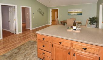 96 Avery Shrs, Coventry, CT 06238