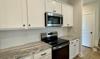 158 Spring Meadows Dr, Aberdeen, NC 28315