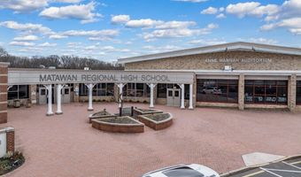 40 Icemeadow Ln, Aberdeen, NJ 07747